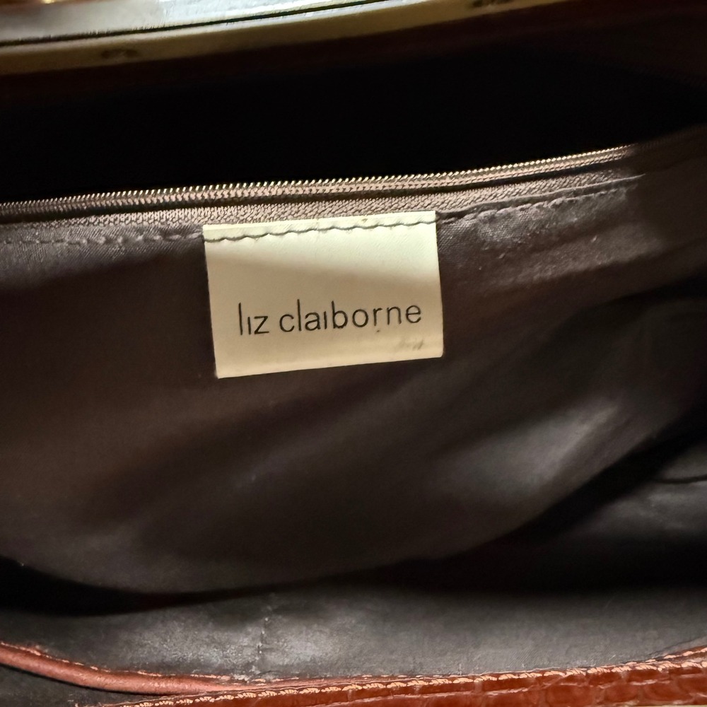 Liz Claiborne Shoulder Bag Croc Embossed Chain Strap Large Clutch Bag Brown - Picture 4 of 7